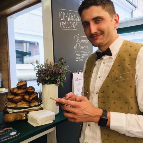 292012647_200536898969187_5942672919112472644_n